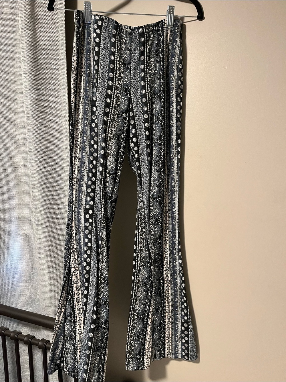 Patterned Flare Pants - Women
